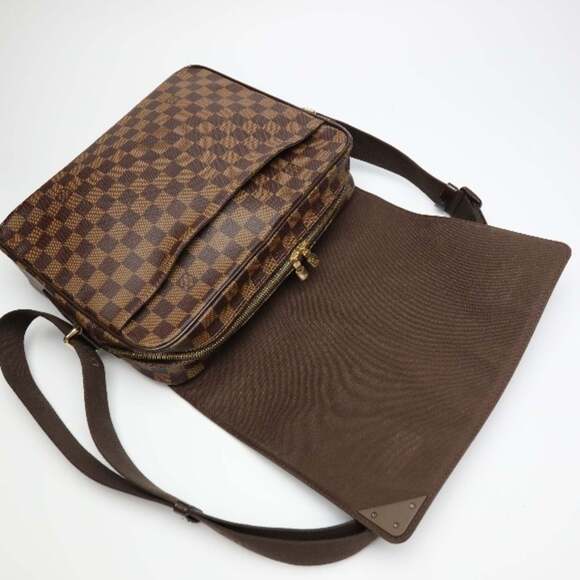 LOUIS VUITTON Authentic Brown Damier Shoulder Bag - Picture 13 of 16